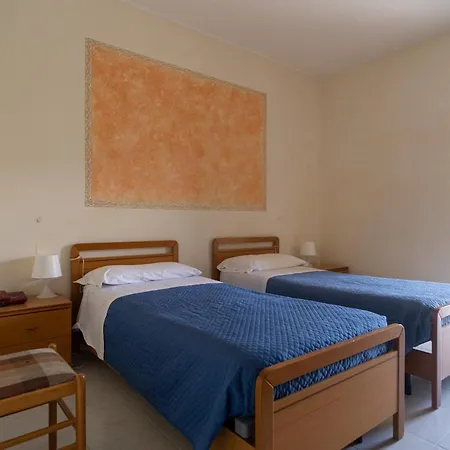 La Fonte A 300m Uscita A14 Pescara Nord 3*