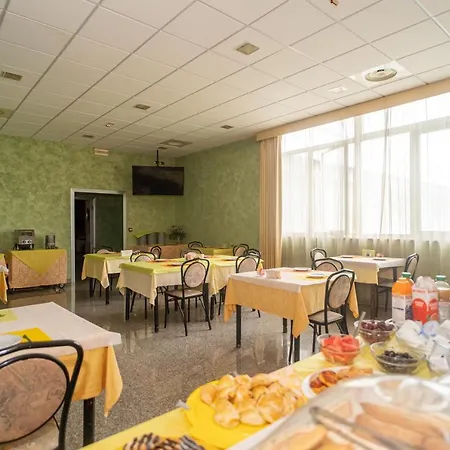 La Fonte A 300m Uscita A14 Pescara Nord 3* Citta Sant'Angelo