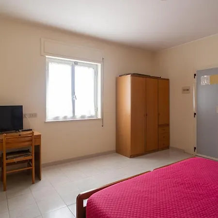 La Fonte A 300m Uscita A14 Pescara Nord 3* Citta Sant'Angelo